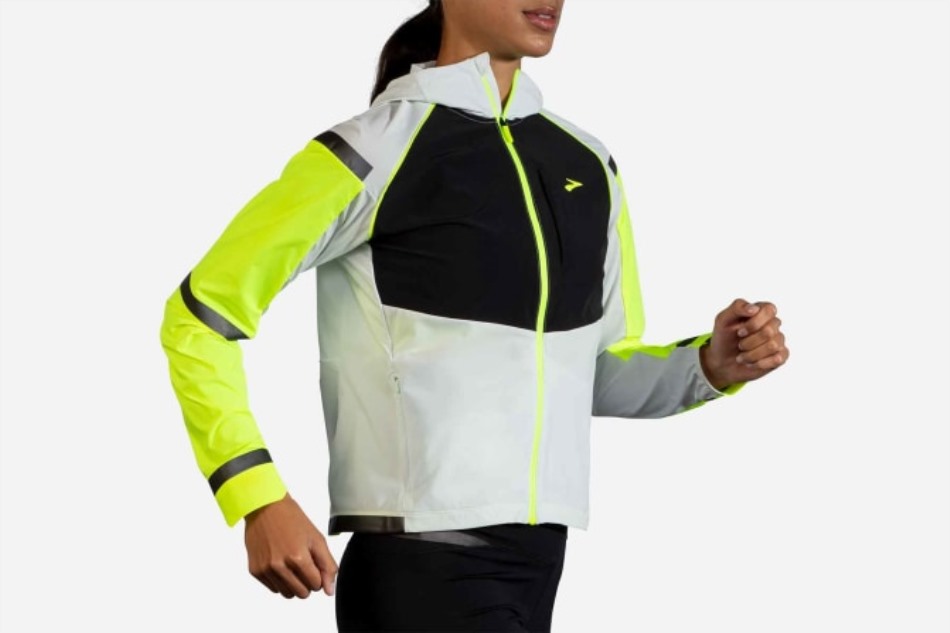 Chaqueta Brooks Carbonite Icy Grey-black-nightlife Brooks