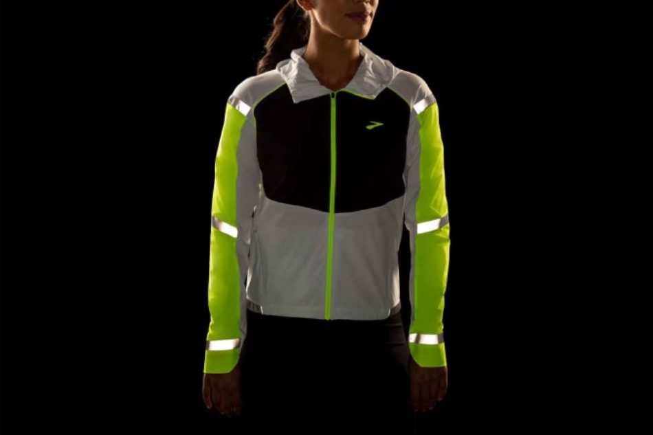Chaqueta Brooks Carbonite Icy Grey-black-nightlife Brooks
