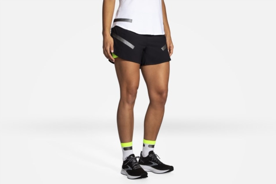 Pantalón Corto Brooks Carbonite 4 Pulgadas 2 En 1 Negro