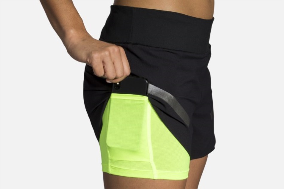 Pantalón Corto Brooks Carbonite 4 Pulgadas 2 En 1 Negro