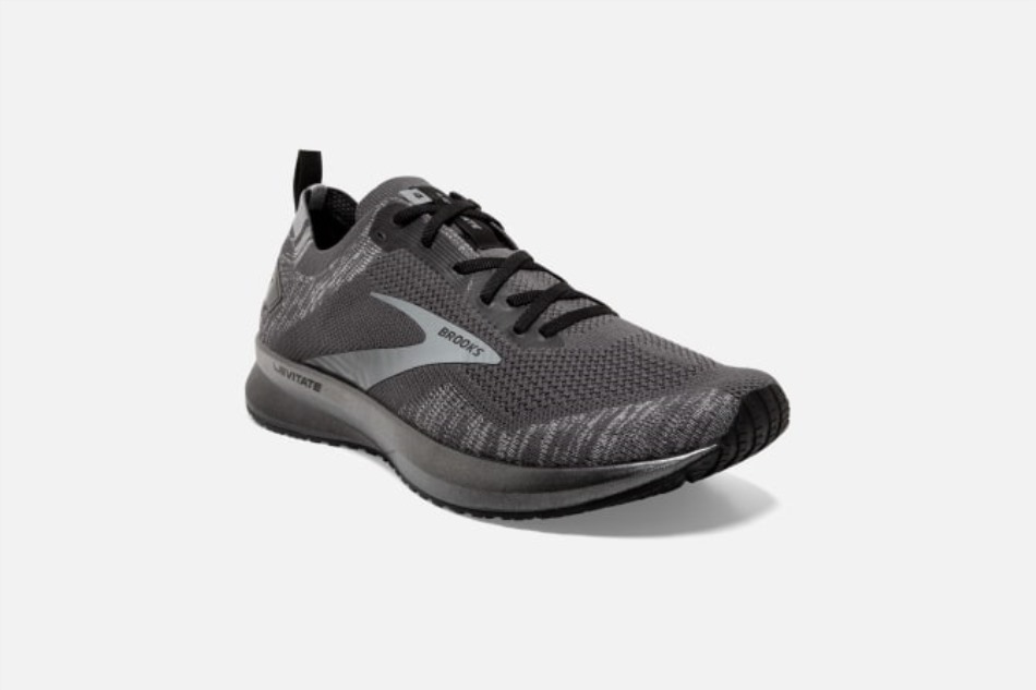 Brooks Levitate 4 Ennegrecido Perla-gris-negro