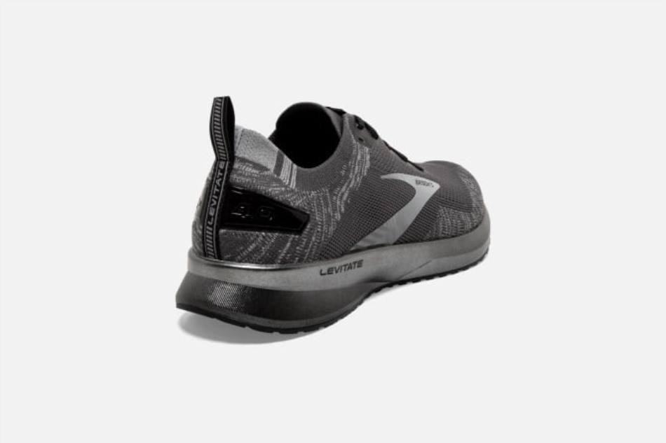 Brooks Levitate 4 Ennegrecido Perla-gris-negro