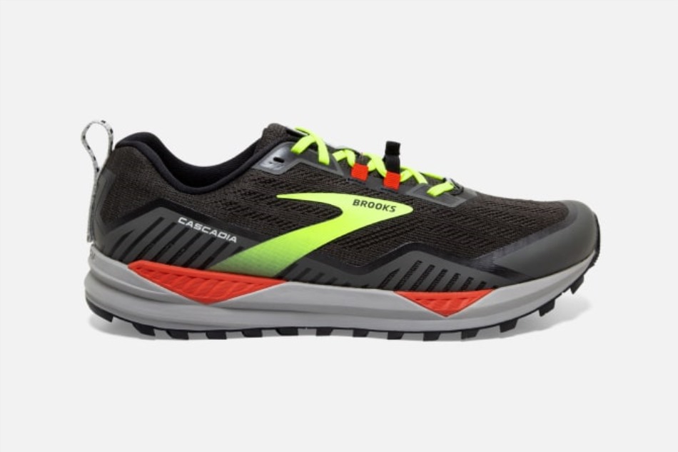 Cascadia 15 Negro-cuervo-cereza Tom Brooks